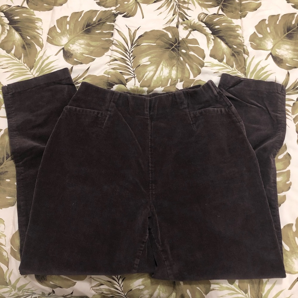 Brown cords w pleated front